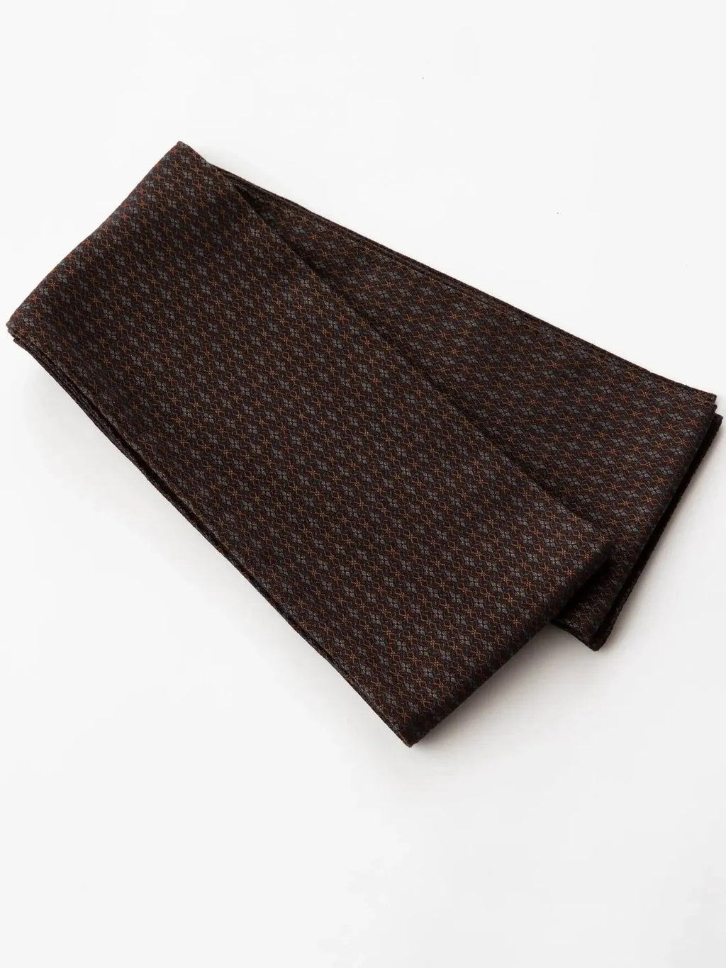 Jacquard Burgundy Obi-Belt handmade in Japan – elegant Japanese obi displayed on neutral background